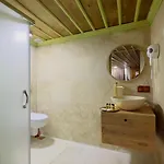 Hotel Almula Cave