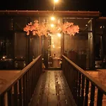 Hotel Almula Cave