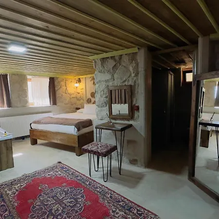 Almula Cave Hotel *