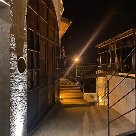 Almula Cave Hotel *
