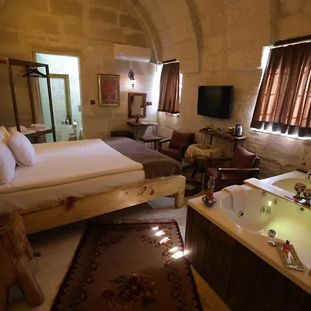 Almula Cave Hotel *
