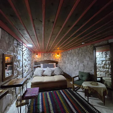 Almula Cave Hotel *